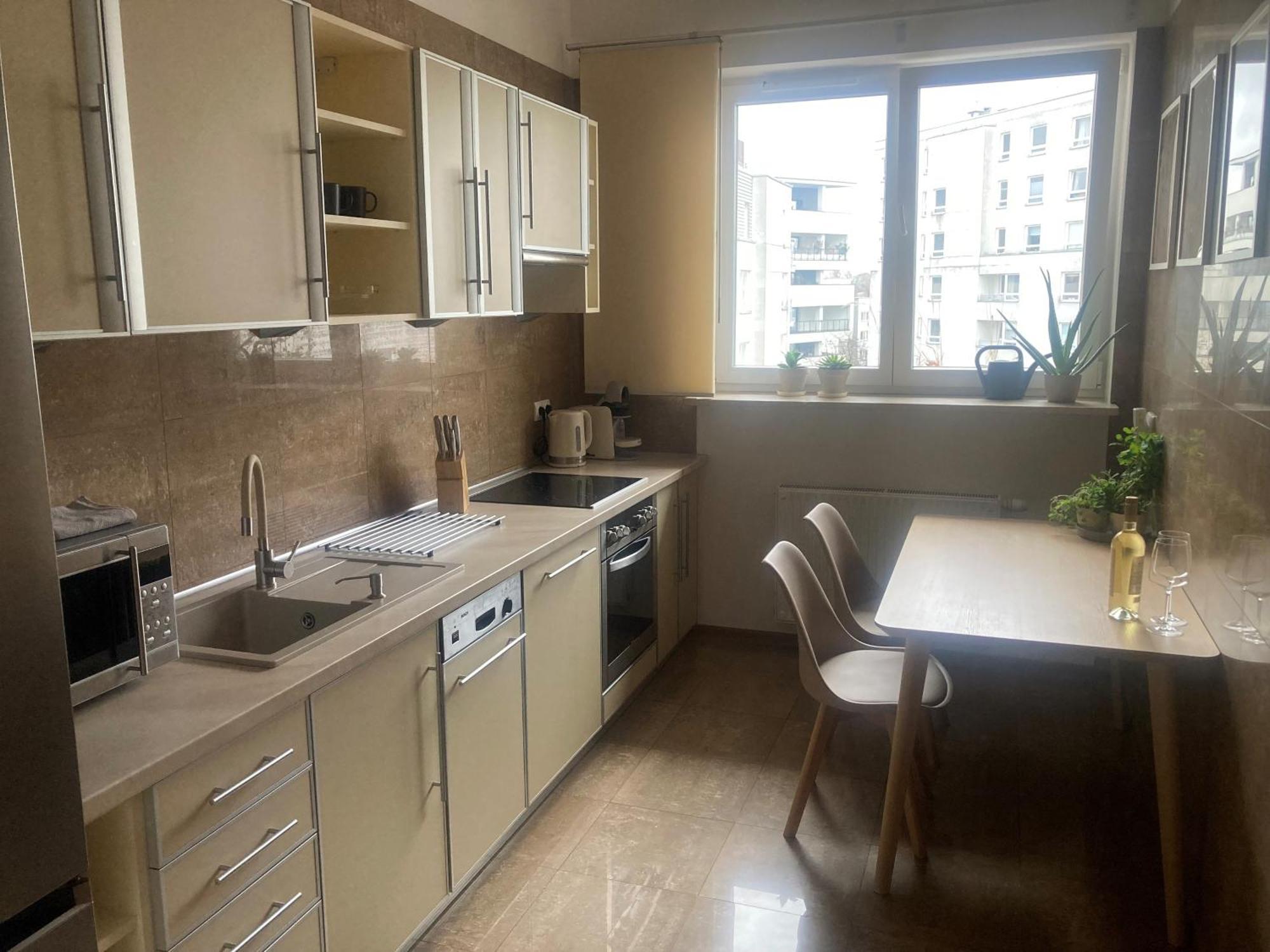 Przestronny Apartament Na Dolnej Варшава Экстерьер фото
